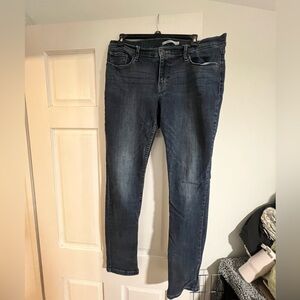 LEVI Mid rise skinny jean, size 12, never worn